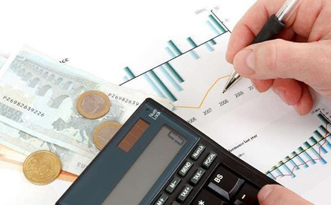 財(cái)務(wù)報(bào)表審計(jì)報(bào)告的費(fèi)用是多少？